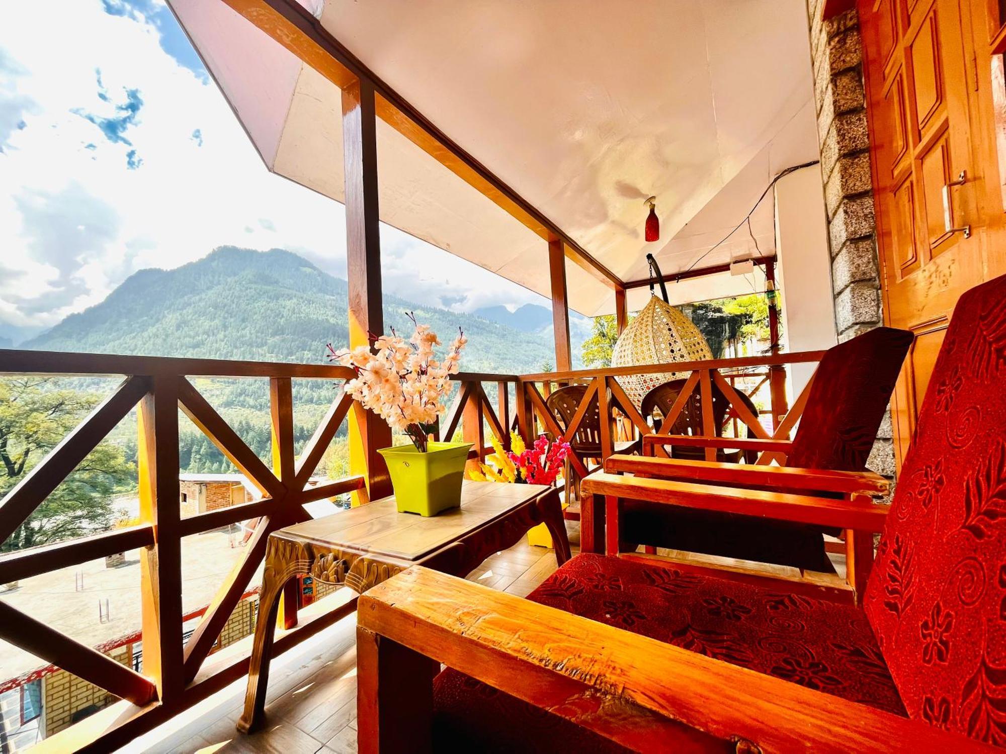 Sita Hotel & Cottage, Manali - A Boutique Wellness Hotel Eksteriør bilde