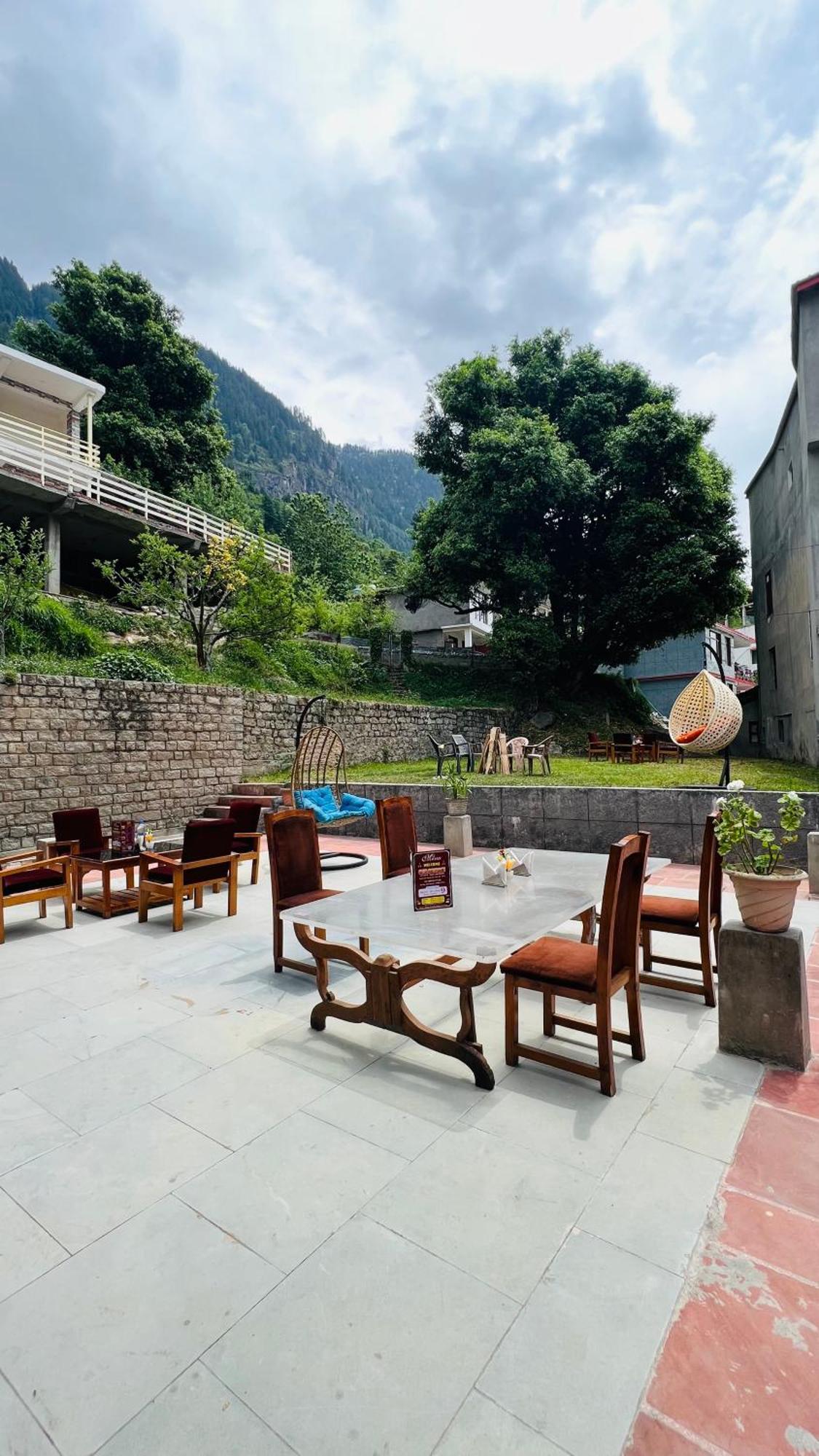Sita Hotel & Cottage, Manali - A Boutique Wellness Hotel Eksteriør bilde
