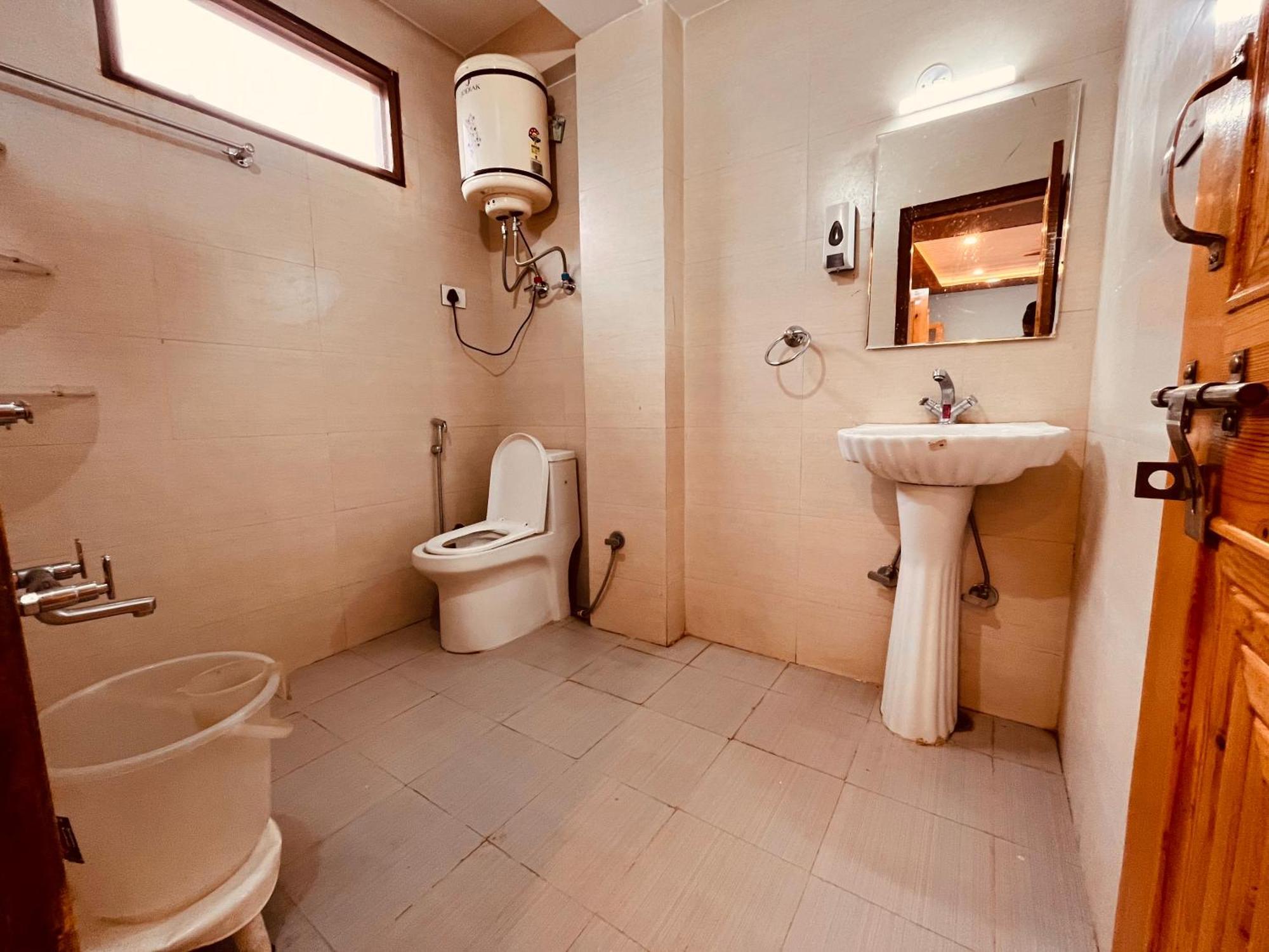 Sita Hotel & Cottage, Manali - A Boutique Wellness Hotel Eksteriør bilde