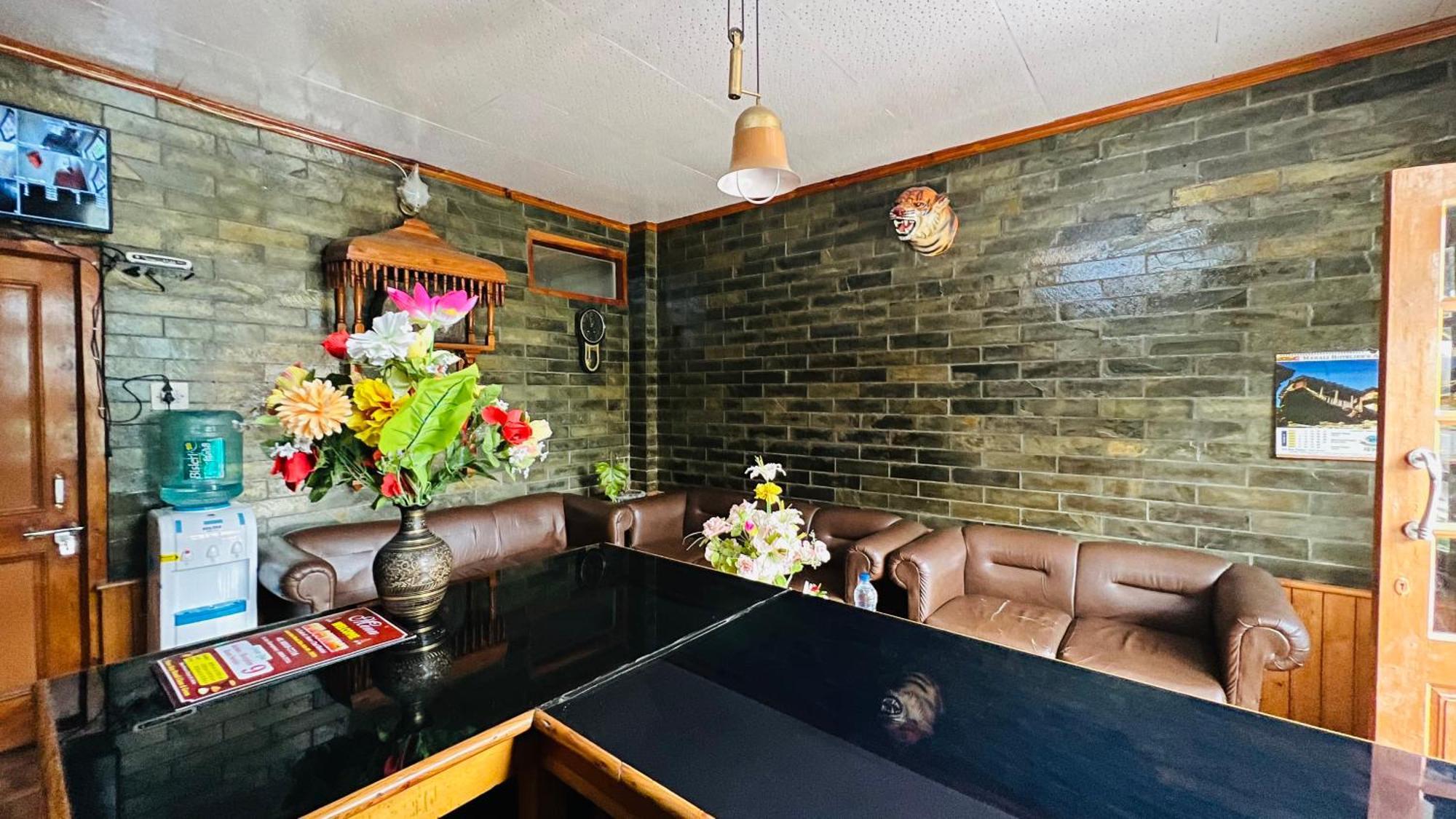 Sita Hotel & Cottage, Manali - A Boutique Wellness Hotel Eksteriør bilde